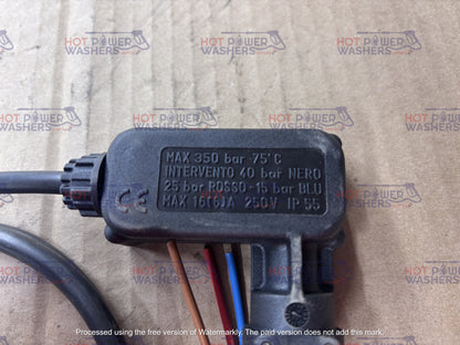 Pressure Switch, Black, Stainless Steel, 5,000 PSI, 1/4" Inlet, 580 Switching, GP